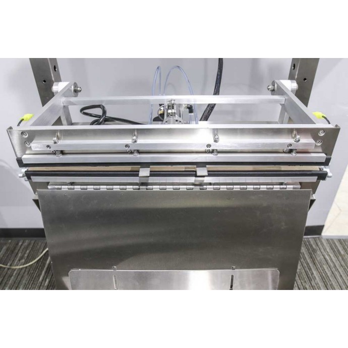 31 Custom Pak Retractable Nozzle Vacuum Sealer (PRE-ORDER) - GXVS-31C